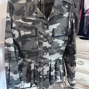 Knox Rose Gray Camouflage Utility Jacket